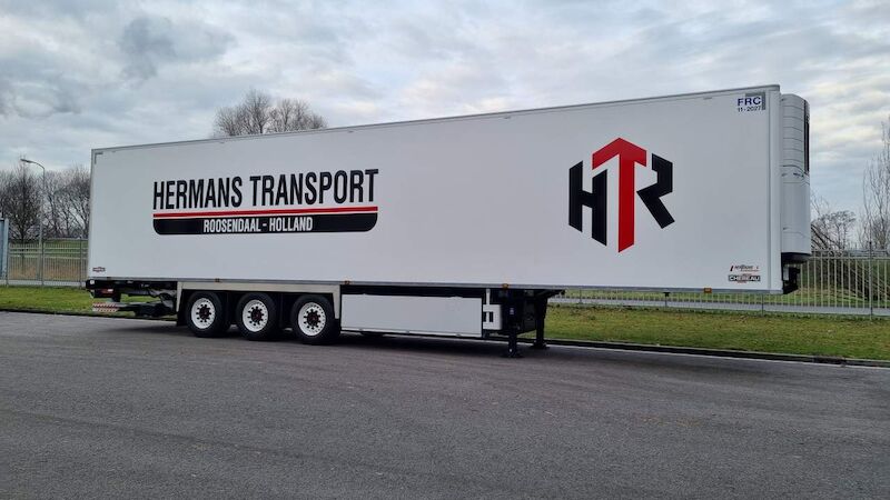 Projecten Hertoghs Carrosserieën Fraaie Chereau oplegger voor